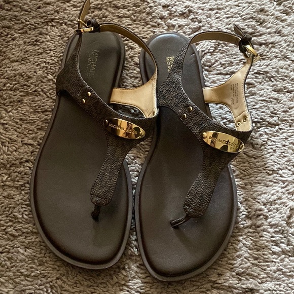 Flat Sandals Michael Kors Olive Sandals Michael Kors Shoes Michael